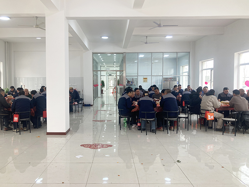 1770860812190988.jpg 7聚餐.jpg